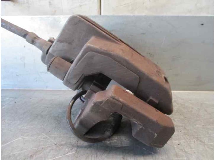 Recambio de pinza freno trasera derecha para bmw 5 (e60) 525 d referencia OEM IAM  977 ATE 4