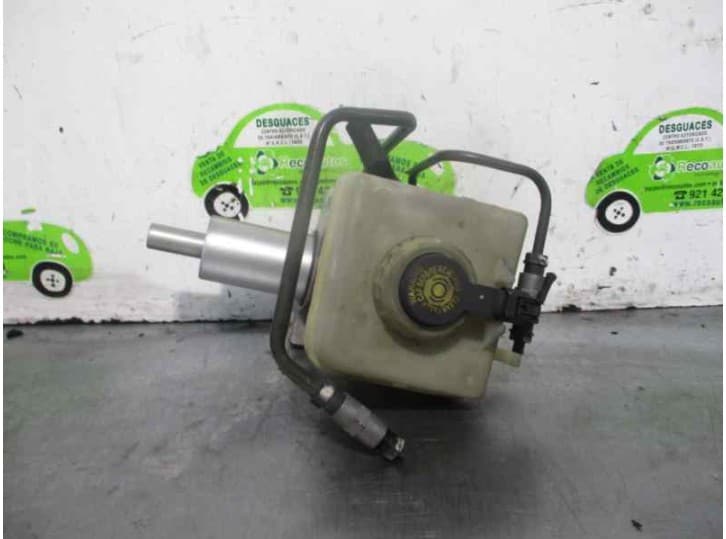 Recambio de bomba freno para bmw 5 (e60) 525 d referencia OEM IAM  32067179D TRW 3