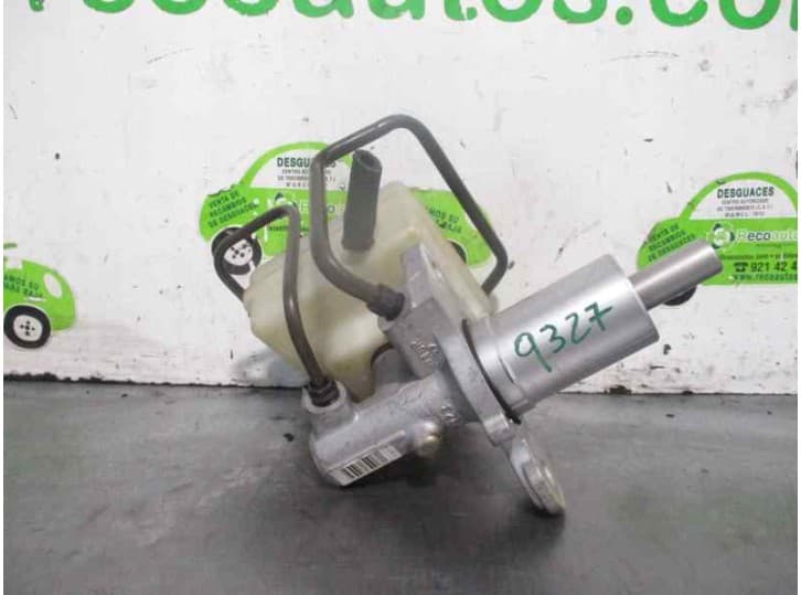 Recambio de bomba freno para bmw 5 (e60) 525 d referencia OEM IAM  32067179D TRW 5