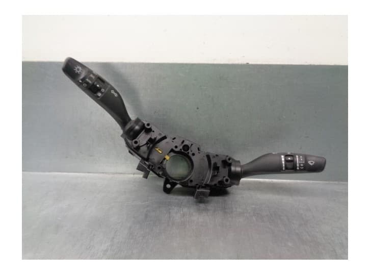 Recambio de mando luces para hyundai ioniq (ae) 1.6 gdi hybrid referencia OEM IAM 93403F2800