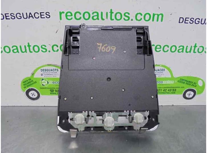 Recambio de luz interior para bmw 1 (e87) 120 d referencia OEM IAM 696145602 2
