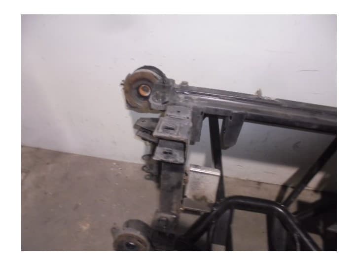 Recambio de puente trasero para maserati quattroporte referencia OEM IAM  SOLO PUENTE 5