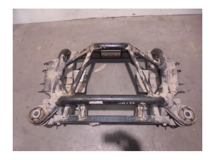 Recambio de puente trasero para maserati quattroporte referencia OEM IAM  SOLO PUENTE 7