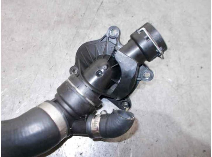 Recambio de termostato para bmw 1 (e87) 120 d referencia OEM IAM 7790743 3