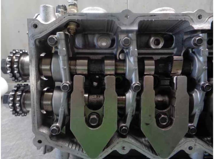 Recambio de culata para nissan almera ii (n16) 2.2 dci referencia OEM IAM 11040AW401 11
