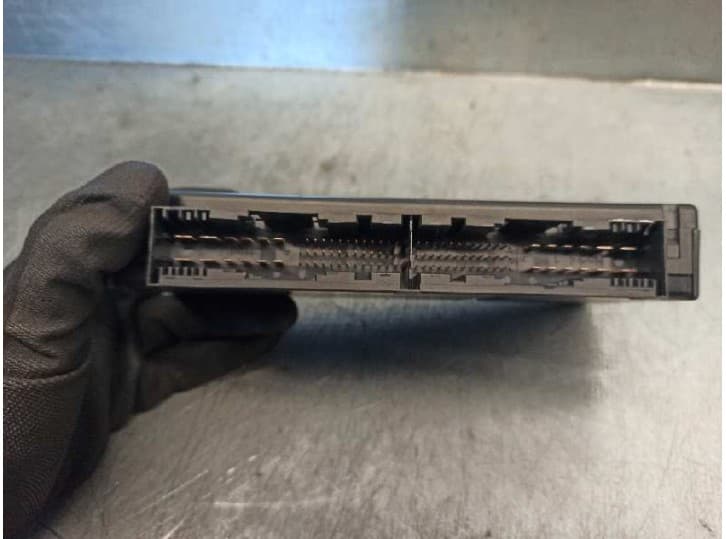 Recambio de modulo electronico para bmw 5 (e60) 520 d referencia OEM IAM 61359167202 4