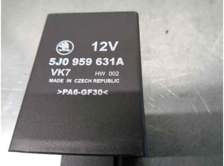Recambio de rele para skoda fabia ii (542) 1.2 referencia OEM IAM 5J0959631A 4