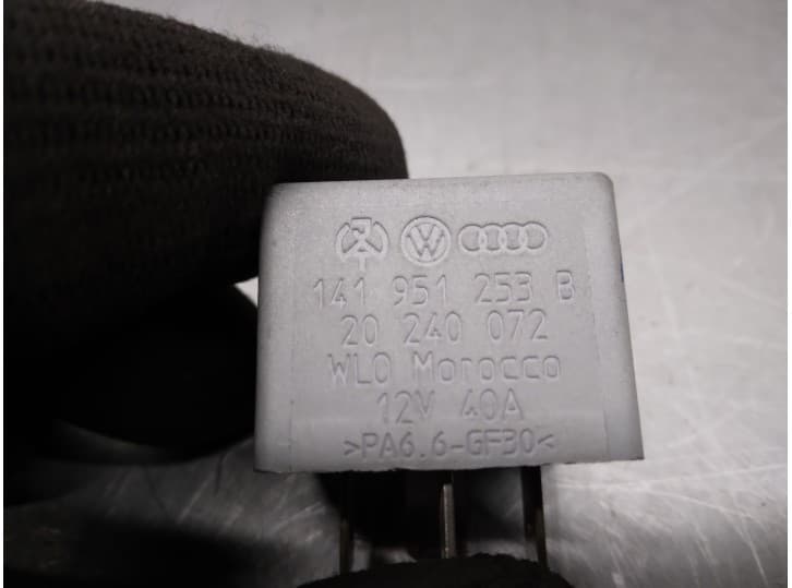 Recambio de rele para audi a4 b6 avant (8e5) 2.5 tdi referencia OEM IAM 141951253B 3
