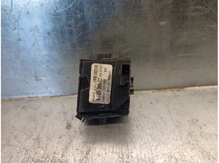 Recambio de mando para bmw 5 (e60) 520 d referencia OEM IAM 61319159085 2