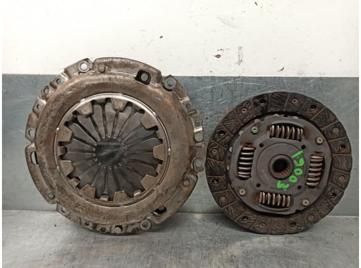 Recambio de kit embrague para peugeot 106 ii (1a_, 1c_) 1.5 d referencia OEM IAM 2050X4