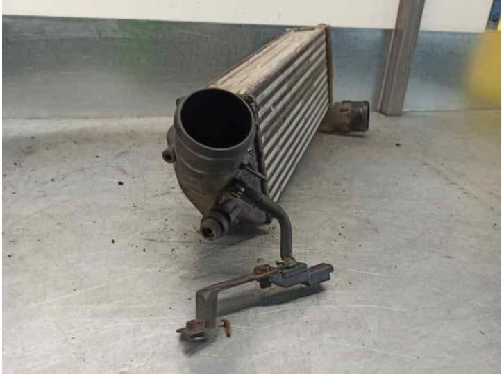Recambio de intercooler para peugeot 807 (eb_) 2.2 hdi referencia OEM IAM  817650 VALEO 2