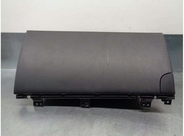 Recambio de guantera para hyundai i30 (gd) 1.4 crdi referencia OEM IAM 84540A6000