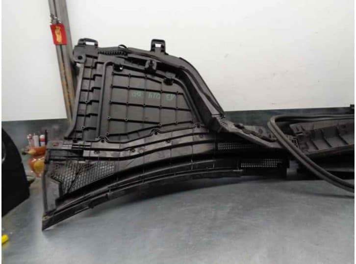 Recambio de torpedo para infiniti fx 50 awd referencia OEM IAM 652781CA0A 652751CA0A 2