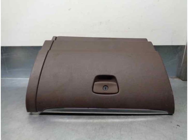 Recambio de guantera para infiniti fx 50 awd referencia OEM IAM 681021CY0A