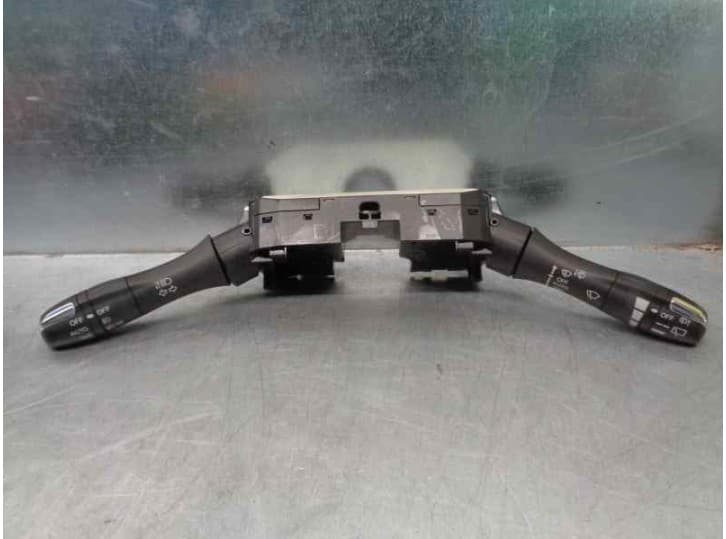 Recambio de mando luces para infiniti fx 50 awd referencia OEM IAM 255601BP0A 2