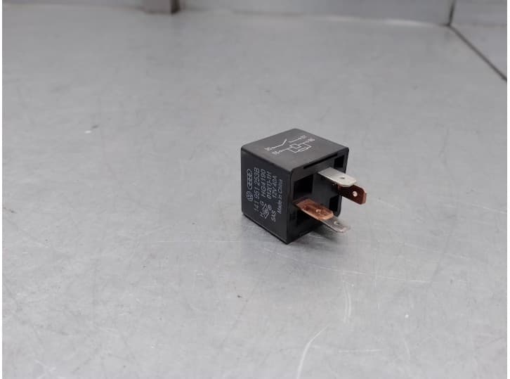 Recambio de rele para seat ibiza iii (6l1) 1.4 tdi referencia OEM IAM 141951253B 3