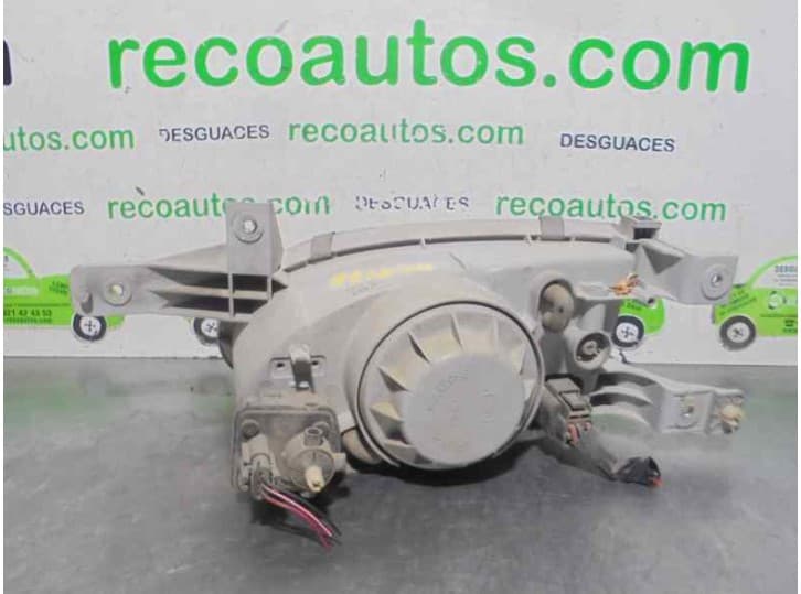 Recambio de faro derecho para hyundai accent i (x-3) 1.3 i 12v referencia OEM IAM 991115A 2
