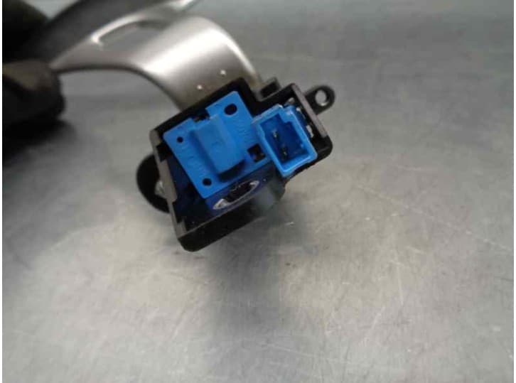 Recambio de mando volante para infiniti fx 50 awd referencia OEM IAM 25549JK000 3