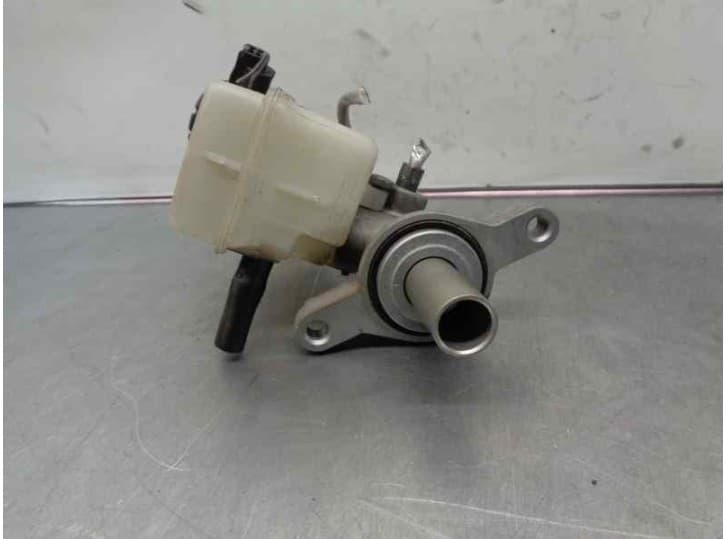 Recambio de bomba freno para dacia duster (hs_) 1.2 tce 125 referencia OEM IAM 460915125R 3