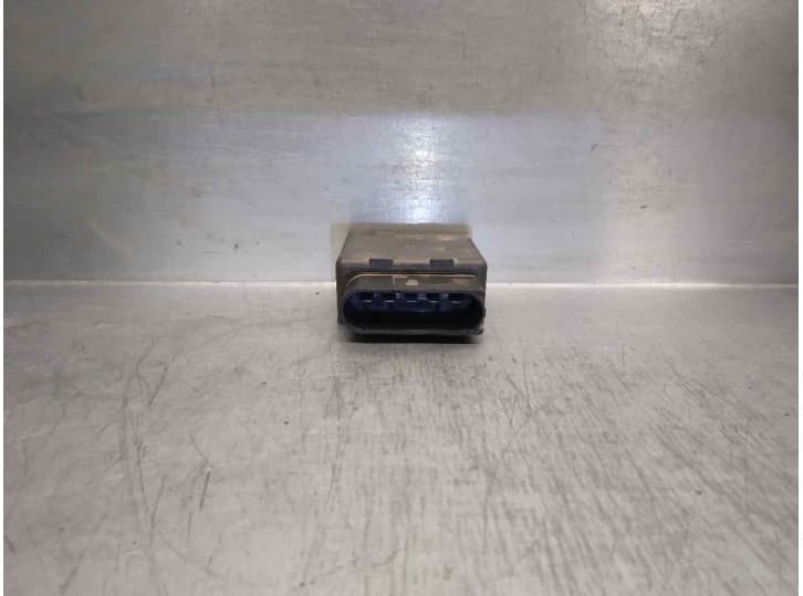 Recambio de rele para seat arona (kj7, kjp) 1.0 tsi referencia OEM IAM 5Q0906093A 3