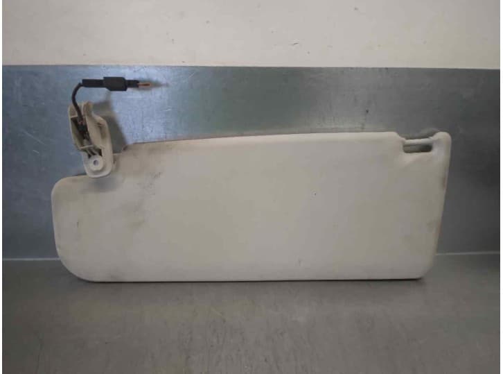 Recambio de parasol derecho para seat altea (5p1) 1.6 referencia OEM IAM 6Q0857552E 2