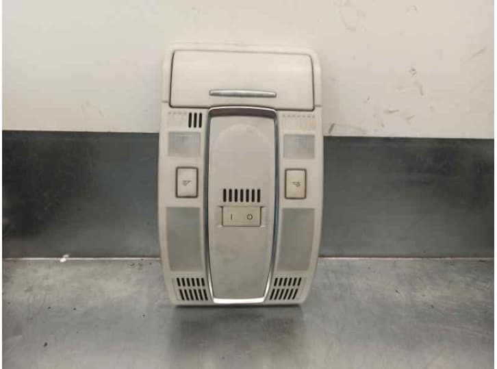 Recambio de luz interior para audi a6 c6 (4f2) 2.4 referencia OEM IAM 4F0947135N