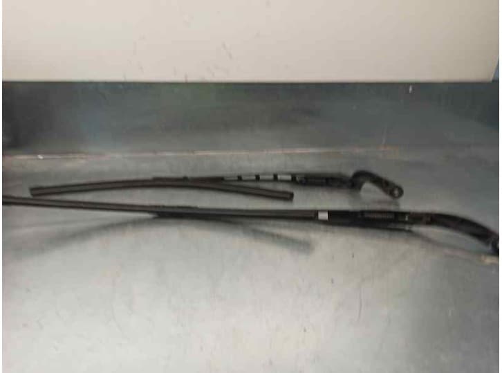 Recambio de brazo limpia delantero derecho para audi a6 c6 (4f2) 2.4 referencia OEM IAM 2