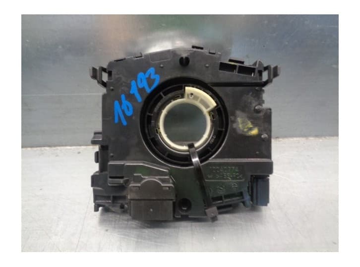 Recambio de anillo airbag para seat leon st (5f8) 1.6 tdi referencia OEM IAM 5Q0953549C 2