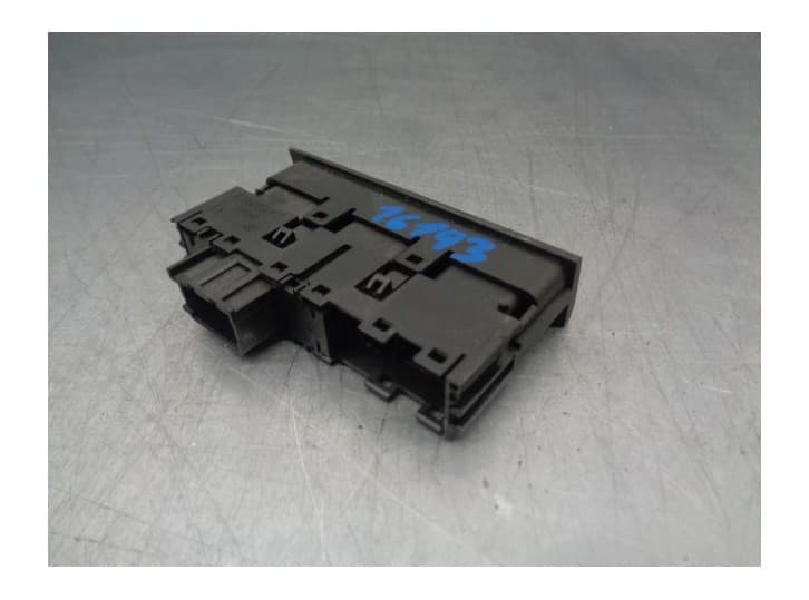 Recambio de mando para seat leon st (5f8) 1.6 tdi referencia OEM IAM 5F0919234A 2