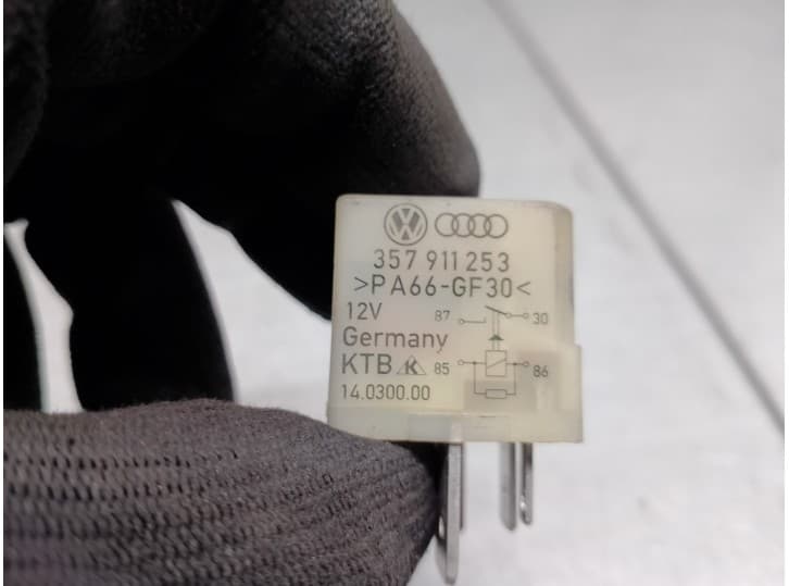 Recambio de rele para volkswagen golf iv (1j1) 1.9 tdi referencia OEM IAM 357911253 3