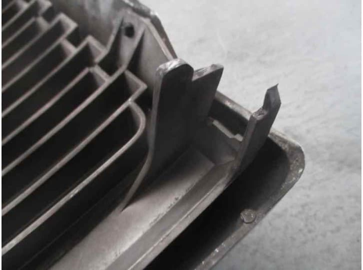 Recambio de rejilla delantera para volvo 460 (464) 2.0 referencia OEM IAM 467366 5
