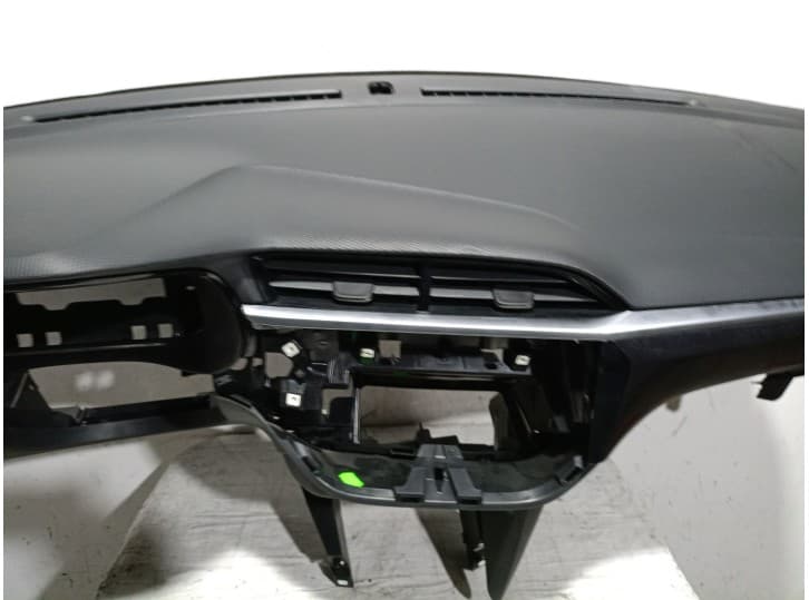 Recambio de salpicadero para opel corsa f (p2jo) 1.5 (68) referencia OEM IAM YH01 YH01 3