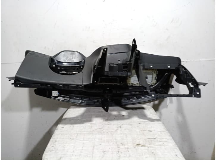 Recambio de salpicadero para opel corsa f (p2jo) 1.5 (68) referencia OEM IAM YH01 YH01 5