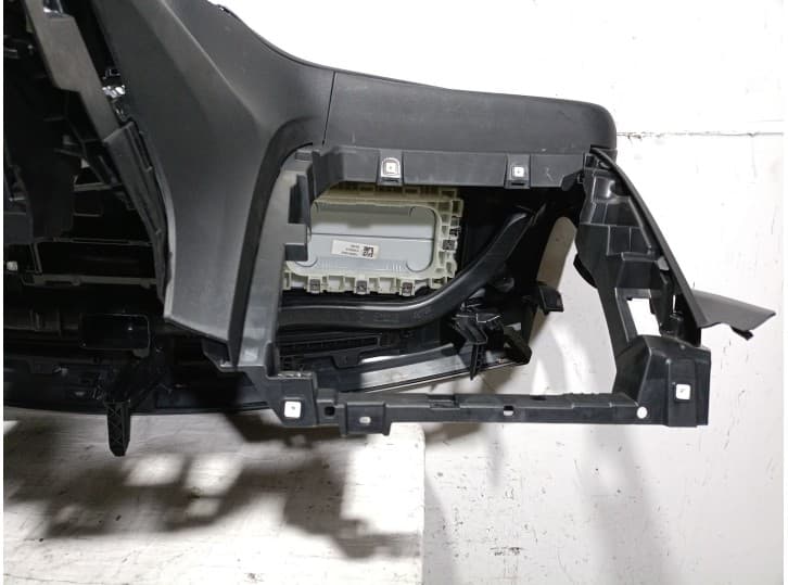 Recambio de salpicadero para opel corsa f (p2jo) 1.5 (68) referencia OEM IAM YH01 YH01 8