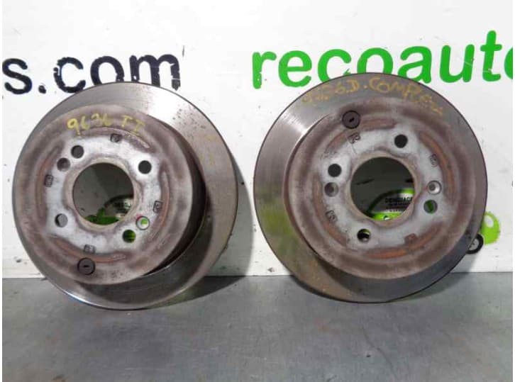 Recambio de disco freno trasero para kia rio ii (jb) 1.5 crdi referencia OEM IAM