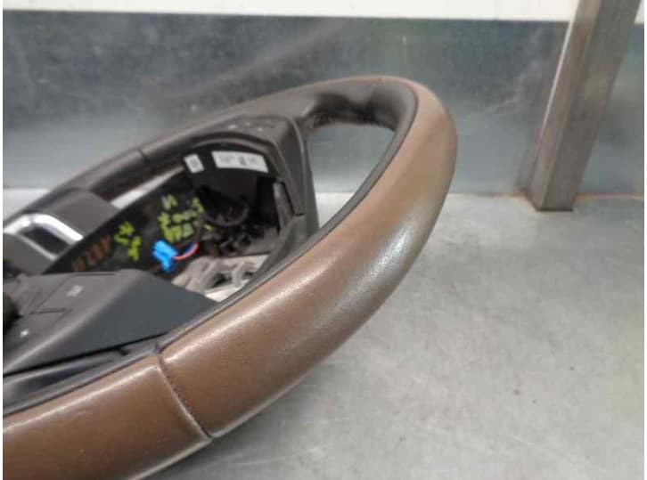 Recambio de volante para citroën c4 cactus 1.6 hdi 90 referencia OEM IAM 526150820276 4