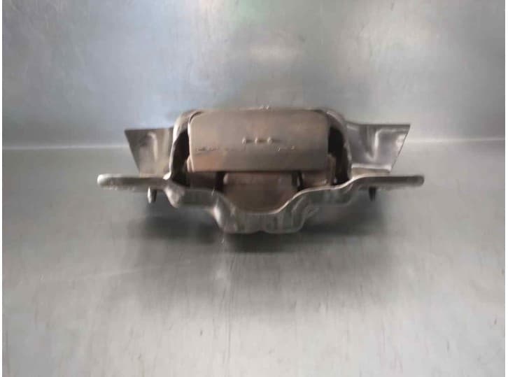 Recambio de soporte cambio para seat leon st (5f8) 1.6 tdi referencia OEM IAM 5Q0199555R 3