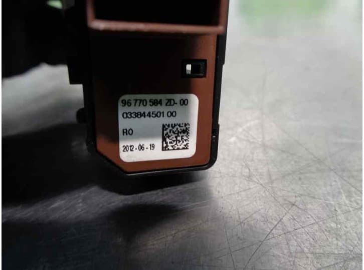 Recambio de interruptor para peugeot 508 i (8d_) 2.0 hdi referencia OEM IAM 96770584ZD 3