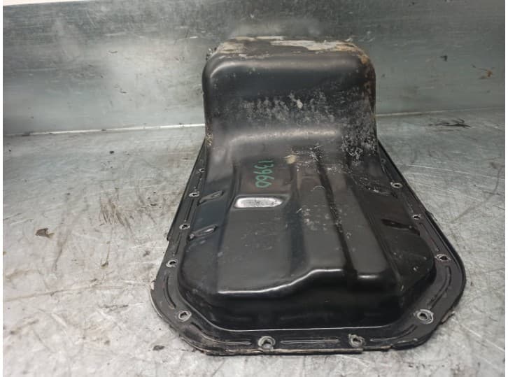 Recambio de carter para hyundai coupe i (rd) 1.6 i 16v referencia OEM IAM 2151023030 2