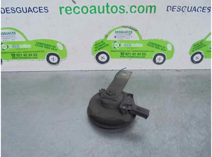 Recambio de claxon para nissan vanette cargo furgoneta (hc 23) 2.3 d referencia OEM IAM 2