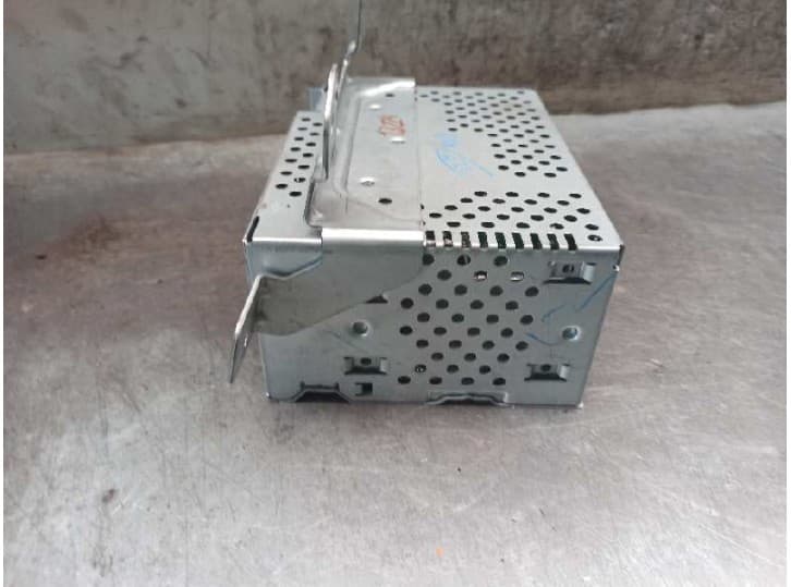 Recambio de sistema audio / radio cd para ford ka+ iii (uk, fk) 1.2 ti-vct referencia OEM IAM 2