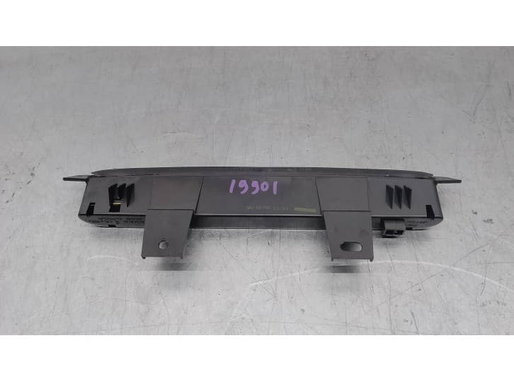 Recambio de luz central de freno para volvo v50 (545) 2.0 d referencia OEM IAM 8620290 2