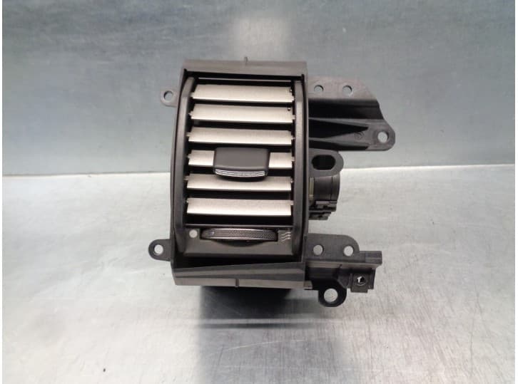 Recambio de aireador para jaguar xf i (x250) 2.7 d referencia OEM IAM 8X2319K617BH