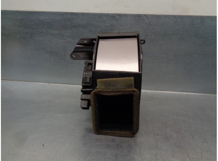 Recambio de aireador para jaguar xf i (x250) 2.7 d referencia OEM IAM 8X2319K617BH 3