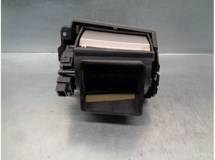 Recambio de aireador para jaguar xf i (x250) 2.7 d referencia OEM IAM 8X23014A23AH 3