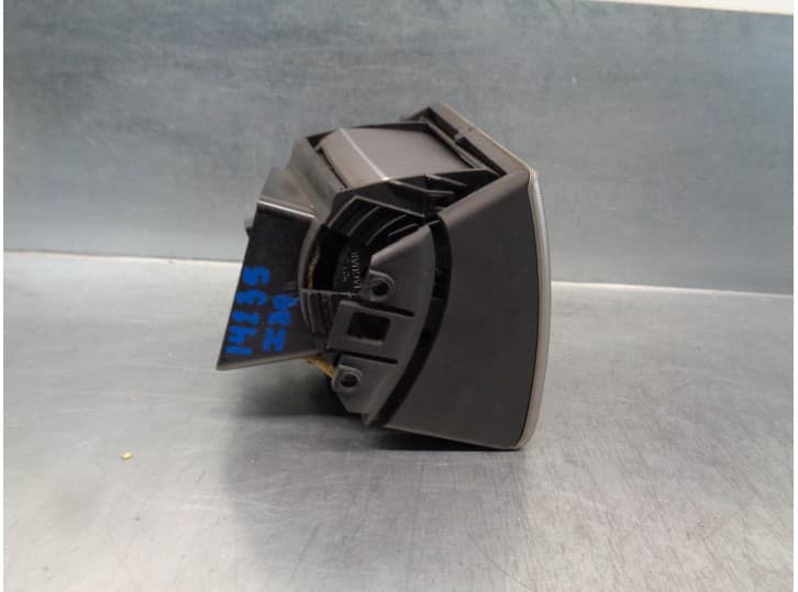 Recambio de aireador para jaguar xf i (x250) 2.7 d referencia OEM IAM 8X23014A23AH 4