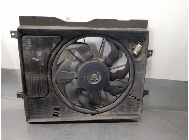 Recambio de electroventilador para kia soul ii (ps) 1.6 gdi referencia OEM IAM 25380B2100 2