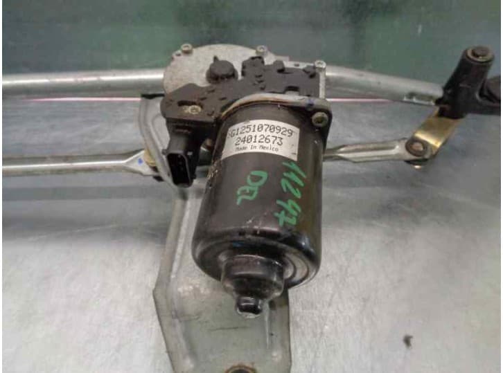 Recambio de motor limpia delantero para bmw x5 (e53) 3.0 d referencia OEM IAM 7046570 2