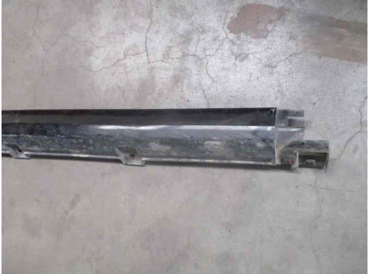 Recambio de faldon lateral para tata indica 1.4 td referencia OEM IAM 284381506 4