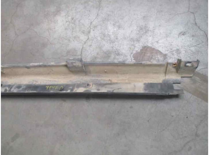 Recambio de faldon lateral para tata indica 1.4 td referencia OEM IAM 284381506 5